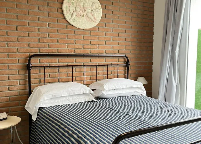 Casa Gardenia -affittacamere Pensión 4*